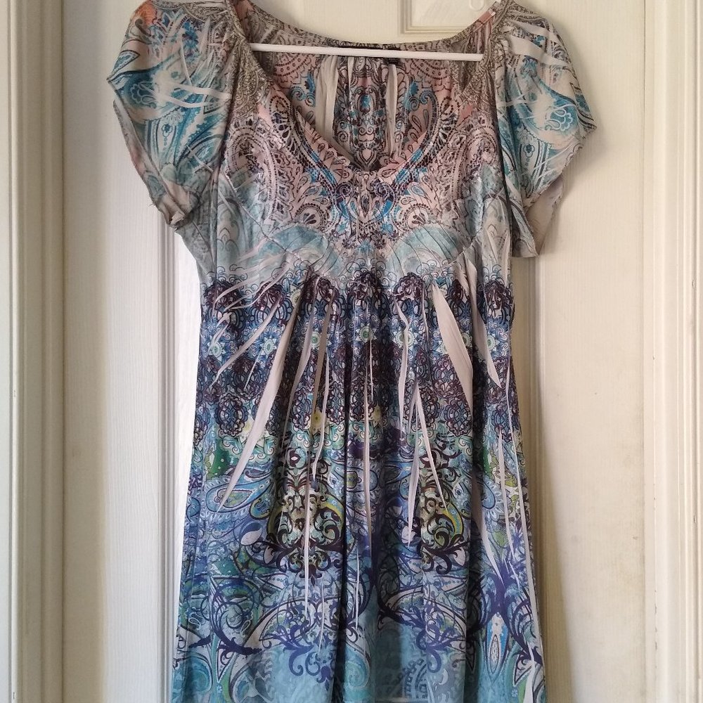 Apt 9 hip-length blouse